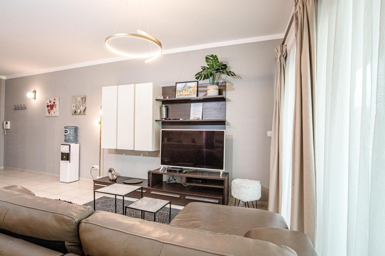 Cozy, Modern Studio Apartment In The Heart Of St Julians San Ġiljan Extérieur photo